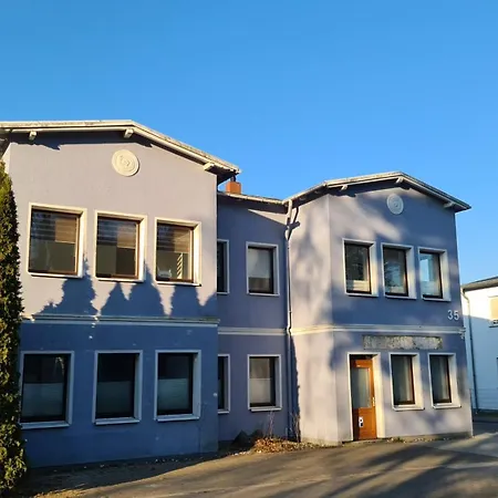Haus 4 Jahreszeiten- Fruehling Mit Terrasse, Bio-kamin Und 2 Schlafzimmer Lejlighed Karlshagen