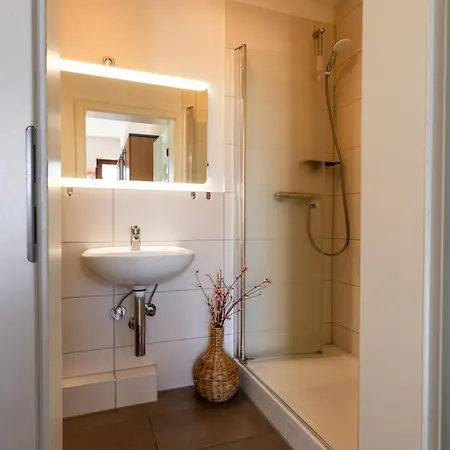 Haus 4 Jahreszeiten- Fruehling Mit Terrasse, Bio-kamin Und 2 Schlafzimmer Lejlighed *