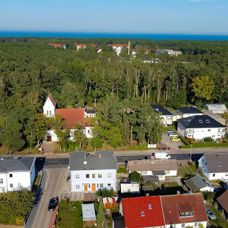 Lejlighed Haus 4 Jahreszeiten- Fruehling Mit Terrasse, Bio-kamin Und 2 Schlafzimmer Karlshagen