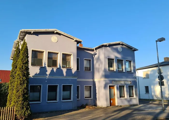 Haus 4 Jahreszeiten- Fruehling Mit Terrasse, Bio-kamin Und 2 Schlafzimmer Apartment Karlshagen