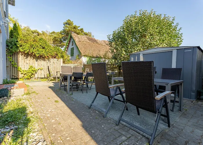 Haus 4 Jahreszeiten- Fruehling Mit Terrasse, Bio-kamin Und 2 Schlafzimmer Karlshagen